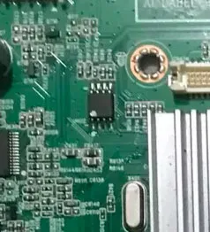 Foto onde esta localizado a memoria flash